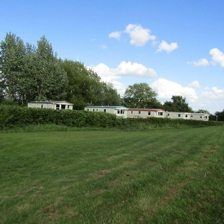 Fenlake Holiday Accommodation Metheringham Zewnętrze zdjęcie
