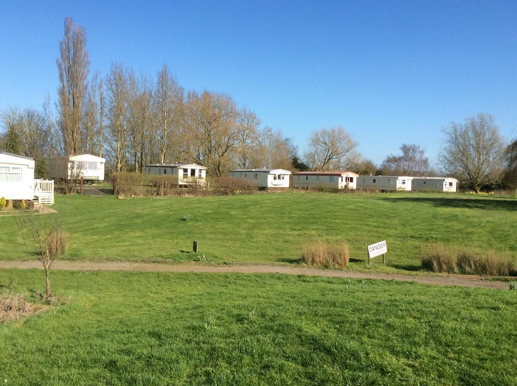 Fenlake Holiday Accommodation Metheringham Zewnętrze zdjęcie